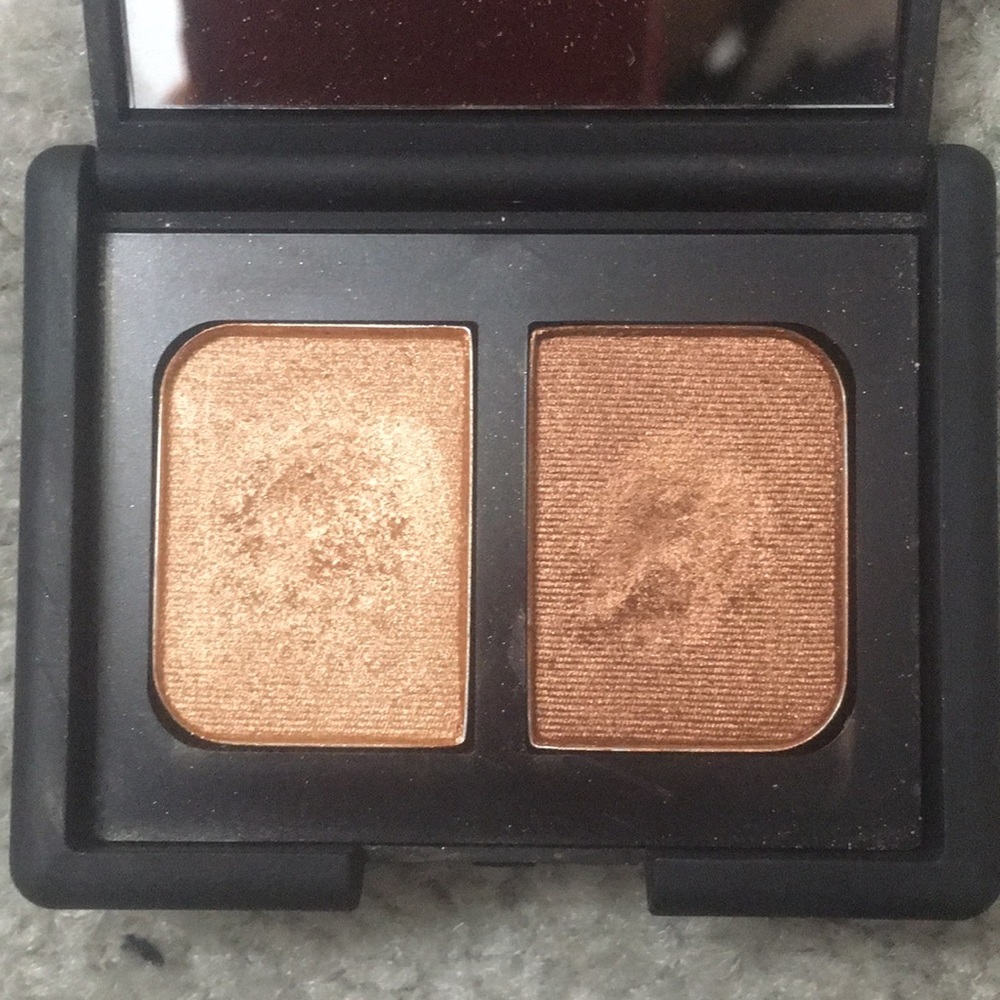 Nars eyeshadow duo Isolde